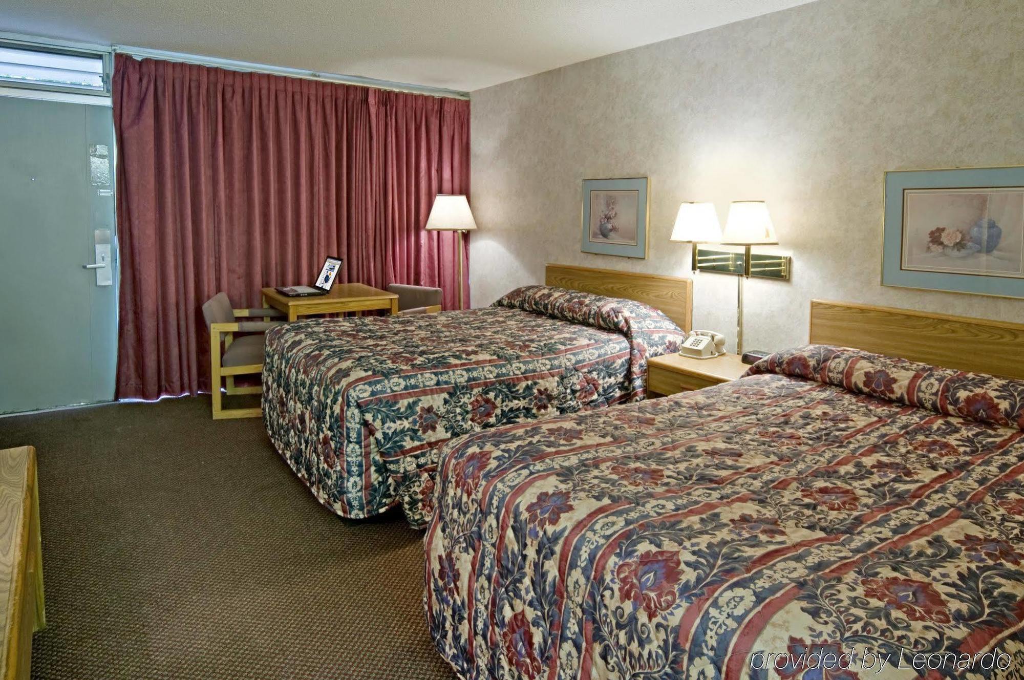 Americas Best Value Inn Manhattan Exterior foto